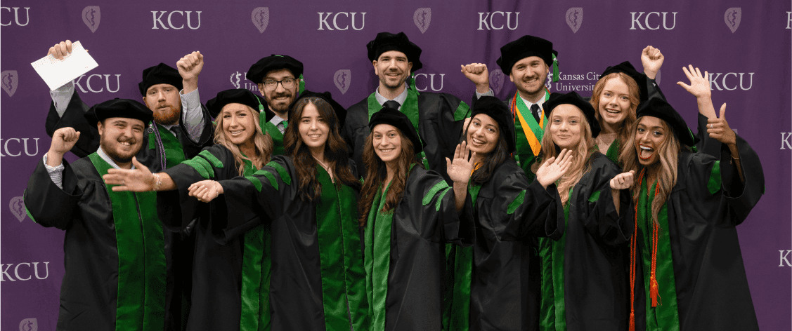KCU 的混合社交墙:重新定义开学方法