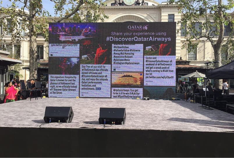 Digital signage displaying public announcements and government updates