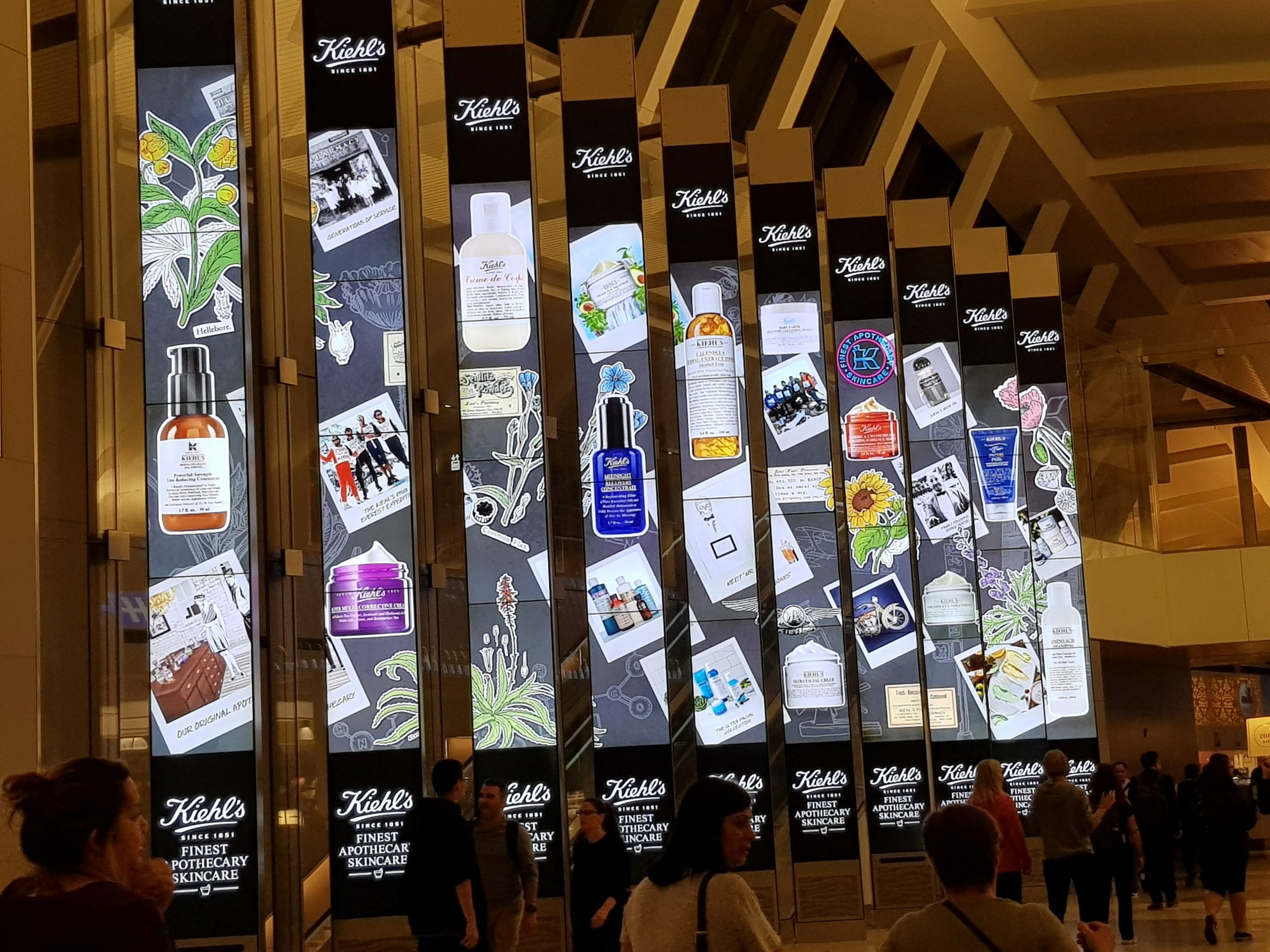 Display Instagram Wall on Digital Signage