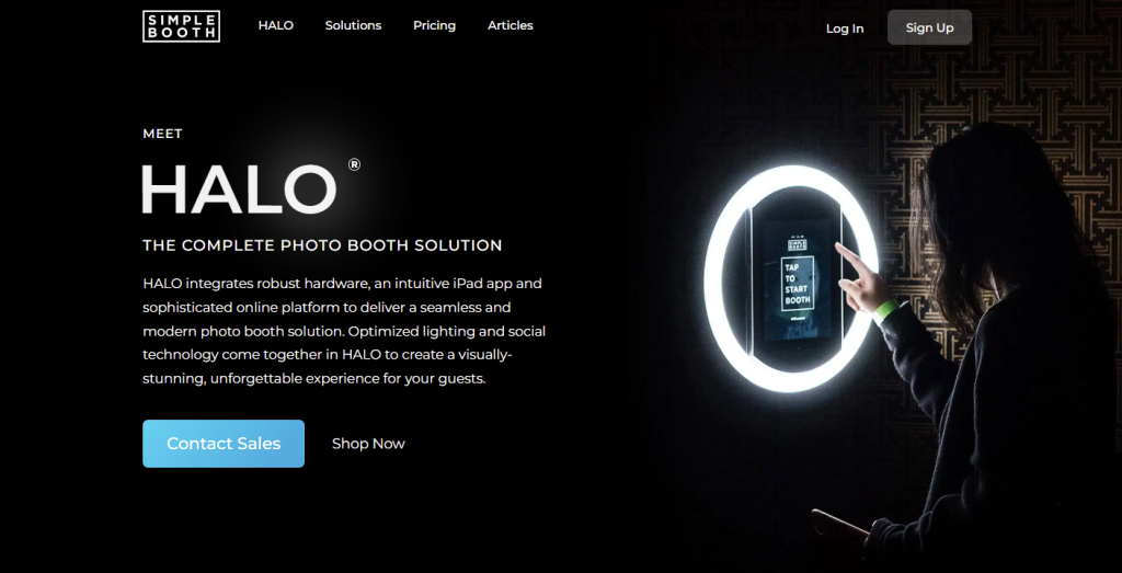 Simple Booth HALO